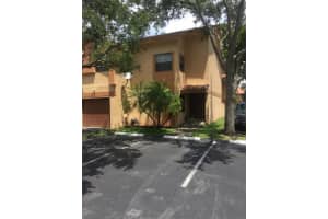 11251 SW 9th Ct, Pembroke Pines, FL 33025, Sold 12/21/18