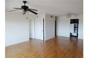 4043 NW 16th St, Lauderhill, FL 33313, Sold 01/31/19