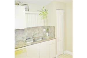 4235 N University Dr, Sunrise, FL 33351, Sold 10/12/18