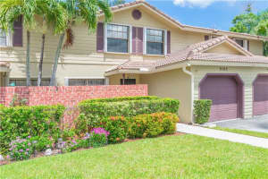 9183 Vineyard Lake Dr, Plantation, FL 33324, Sold 10/24/18