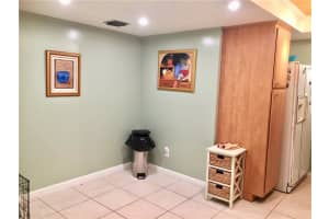 9460 NW 39th St, Sunrise, FL 33351, Sold 10/03/18