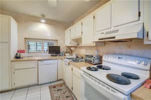 8415 Forest Hills Dr, Coral Springs, FL 33065, Sold 10/26/18