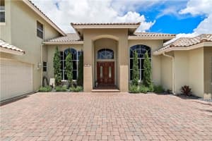 13201 SW 30th Ct, Davie, FL 33330, Sold 12/03/18