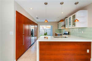 5661 NW 100th Ct, Doral, FL 33178, Sold 12/27/18