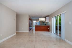 5661 NW 100th Ct, Doral, FL 33178, Sold 12/27/18