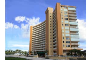 328 N Ocean Blvd, Pompano Beach, FL 33062, Sold 01/09/19