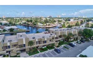 1100 SE 5th Ct, Pompano Beach, FL 33060, Sold 12/06/18