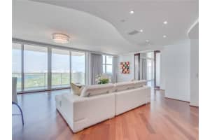 2845 NE 9th St, Fort Lauderdale, FL 33304, Sold 05/16/19