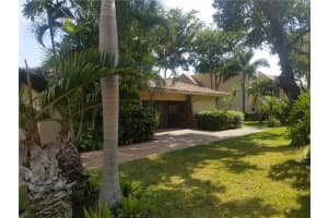 959 SE 2nd Ave, Deerfield Beach, FL 33441, Sold 10/30/18