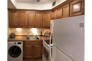 3040 NE 16th Ave, Oakland Park, FL 33334, Sold 12/21/18