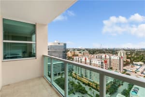 350 SE 2nd St, Fort Lauderdale, FL 33301, Sold 01/03/19