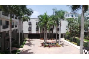 2421 NE 65th St, Fort Lauderdale, FL 33308, Sold 11/09/18