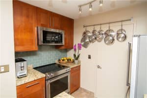 1831 NE 38th St, Fort Lauderdale, FL 33308, Sold 12/28/18