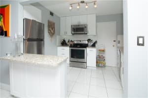 5100 Dupont Blvd, Fort Lauderdale, FL 33308, Sold 11/01/18