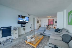 1865 79th Street Causeway #12c, North Bay Village, FL 33141, Sold 11/09/18