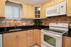 2541 Boundbrook Blvd, West Palm Beach, FL 33406, Sold 11/28/18