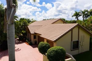 5122 NW 83rd Ln, Coral Springs, FL 33067, Sold 04/29/19