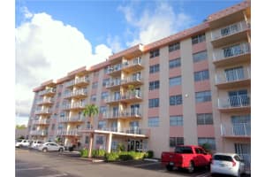 16465 NE 22nd Ave, Miami, FL 33160, Sold 01/25/19