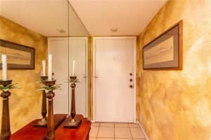 2450 NE 15th Ave, Wilton Manors, FL 33305, Sold 05/31/19