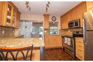 6811 NW 75th Ct, Tamarac, FL 33321, Sold 01/11/19