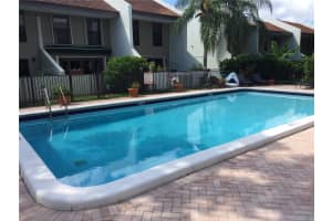 6021 Bayview Dr, Fort Lauderdale, FL 33308, Sold 11/30/18
