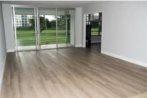 3700 Oaks Clubhouse Dr, Pompano Beach, FL 33069, Sold 01/31/19