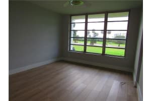 3700 Oaks Clubhouse Dr, Pompano Beach, FL 33069, Sold 01/31/19