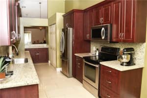 8119 NW 100th Ln, Tamarac, FL 33321, Sold 11/01/18