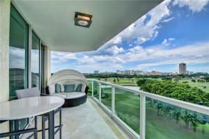550 SE Mizner Blvd APT B705, Boca Raton, FL 33432, Sold 01/24/19