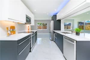 5100 SW 8th St, Margate, FL 33068, Sold 03/29/19