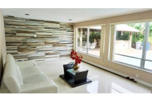 7261 NW 169th St, Hialeah, FL 33015, Sold 02/22/19