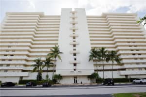 2200 NE 33rd Ave #15j, Fort Lauderdale, FL 33305, Sold 03/15/19