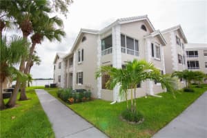 2803 N Oakland Forest Dr, Oakland Park, FL 33309, Sold 11/09/18