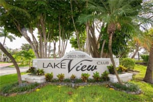 2803 N Oakland Forest Dr, Oakland Park, FL 33309, Sold 11/09/18