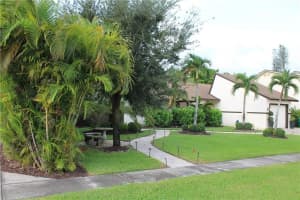 10547 SW 53rd St, Cooper City, FL 33328, Sold 01/30/19