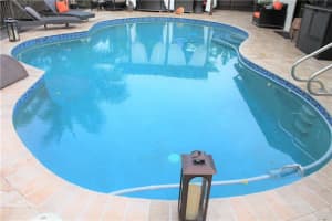 10547 SW 53rd St, Cooper City, FL 33328, Sold 01/30/19