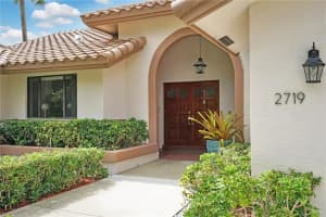 2719 Oak Tree Ln, Oakland Park, FL 33309, Sold 03/15/19