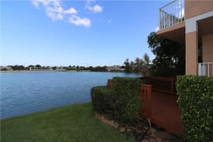 3275 NW 44th St, Oakland Park, FL 33309, Sold 11/30/18