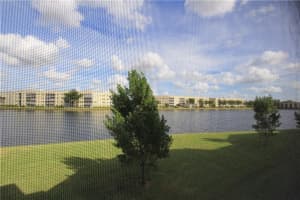 7334 Fairfax Dr, Tamarac, FL 33321, Sold 04/25/19