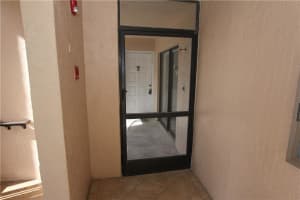 7334 Fairfax Dr, Tamarac, FL 33321, Sold 04/25/19