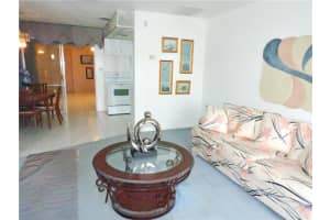 3384 NW 17th St, Fort Lauderdale, FL 33311, Sold 01/23/19