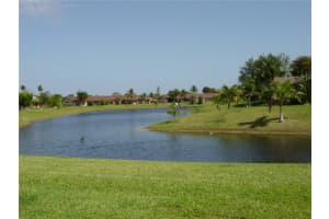 5228 W Lakes Dr, Deerfield Beach, FL 33442, Sold 01/31/19