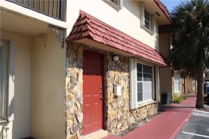 6651 SW 41st Ct, Davie, FL 33314, Sold 06/13/19