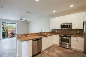 2299 NE 9th Ave, Wilton Manors, FL 33305, Sold 03/13/19