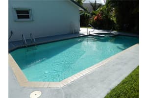 MLS# F10147138, Pembroke Pines, Florida 33025