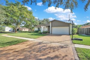 10160 SW 49th Ct, Cooper City, FL 33328, Sold 01/18/19