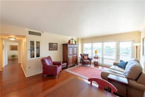 2500 E Las Olas Blvd, Fort Lauderdale, FL 33301, Sold 05/31/19