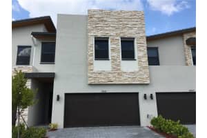 10441 NW 79th St, Doral, FL 33178, Sold 03/15/19