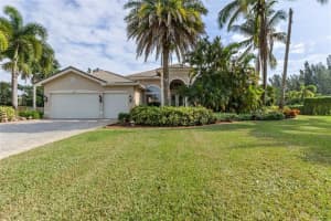 3852 Churchill Downs Dr, Davie, FL 33328, Sold 12/14/18