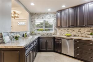 2373 NE 8th St, Fort Lauderdale, FL 33304, Sold 12/28/18